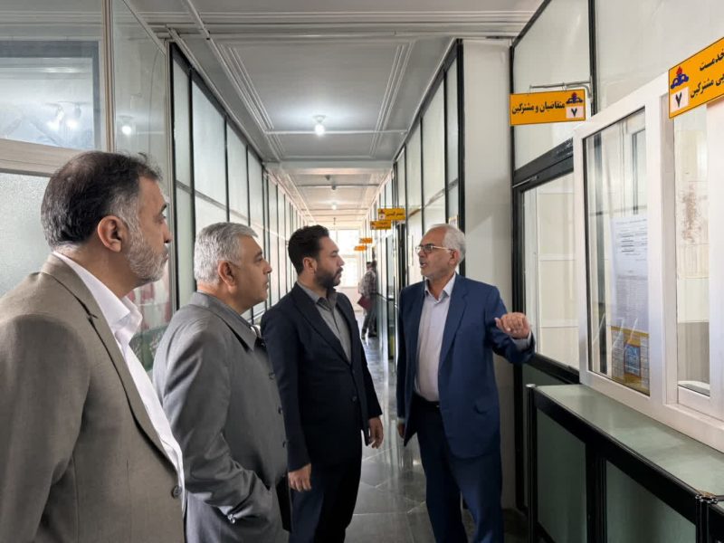 ورود میدانی فرماندار ویژه جهرم از اداره گاز در پی افزایش قبوض