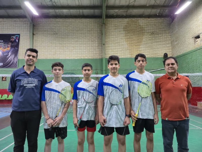 تیم بدمینتون متوسطه اول جهرم قهرمان چهل‌وسومین دوره مسابقات دانش‌آموزی فارس شد.